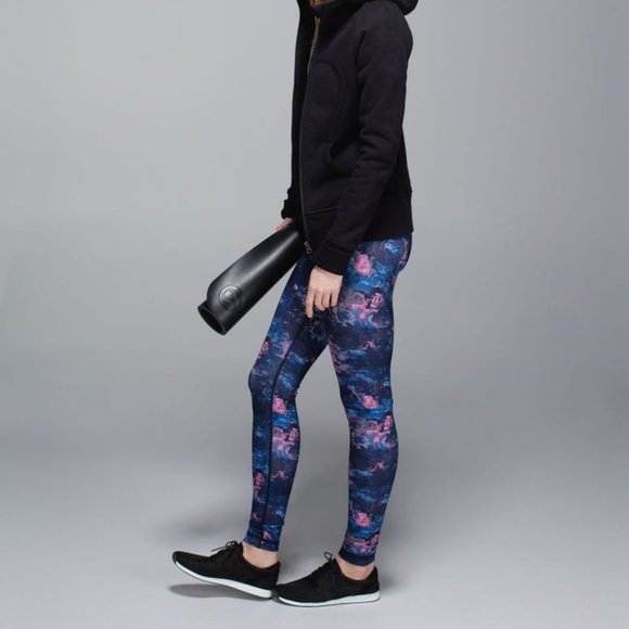 Lululemon Wunder Under Full-On Luon Size 4, Moody Mirage Bark Berry Deep Navy - Picture 6 of 10